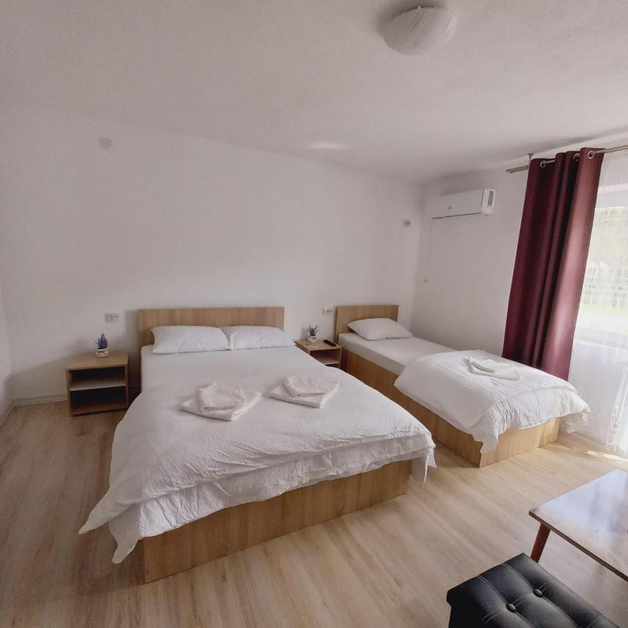 Casa Alexia Apartment Pescari Bagian luar foto