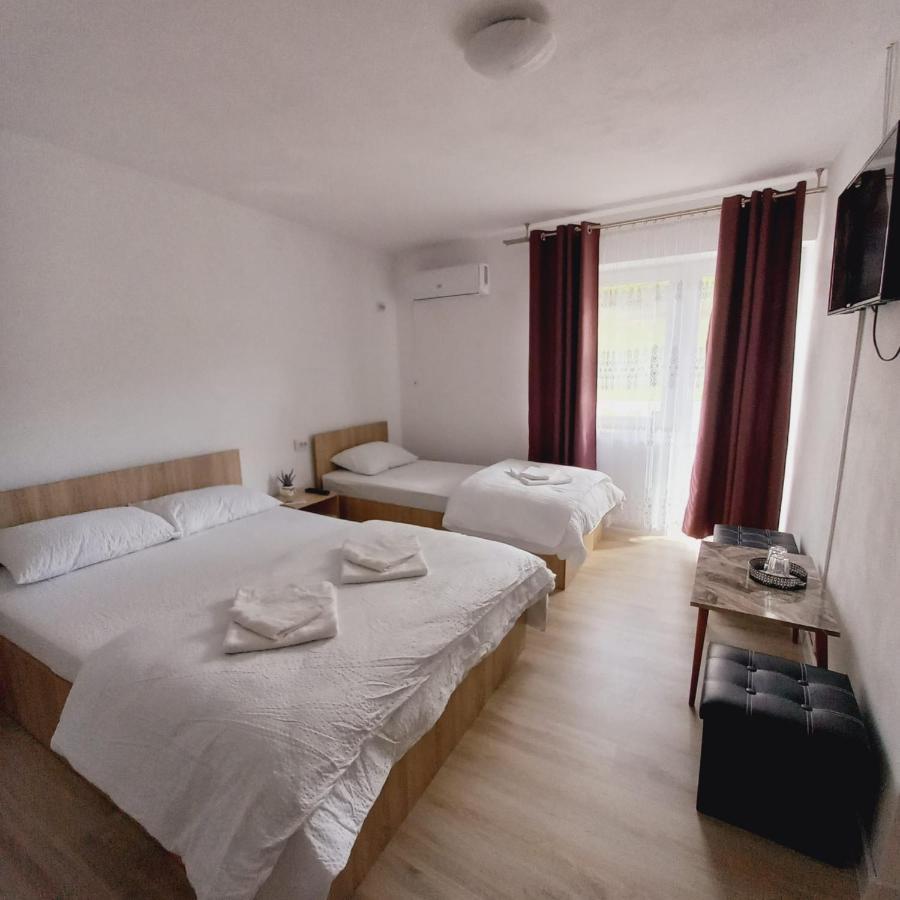 Casa Alexia Apartment Pescari Bagian luar foto